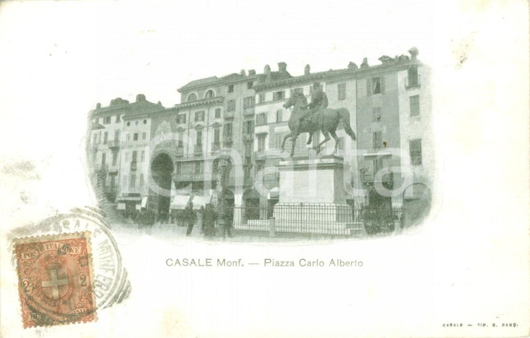 1900 ca CASALE MONFERRATO (AL) Passanti in Piazza Carlo Alberto *Cartolina FP VG