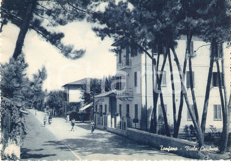 1950 ca MARINA DI PIETRASANTA Frazione TONFANO Viale Carducci *Cartolina FG VG