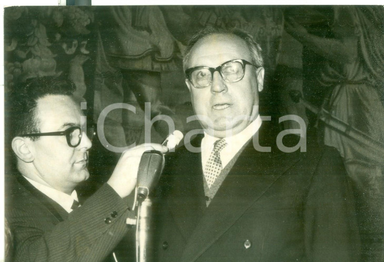 1959 ROMA QUIRINALE Giuseppe SARAGAT interviene riguardo alla crisi industriale