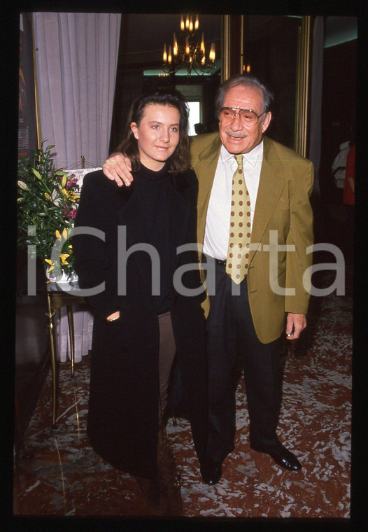 35mm vintage slide* 1989 MILANO Ugo e Maria Sole TOGNAZZI in Terrazza MARTINI 1