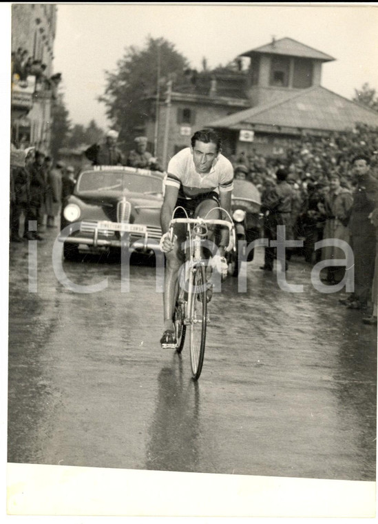 1954 CICLISMO GIRO D'ITALIA 11^ Tappa - Arrivo di Fausto COPPI ad ABETONE - Foto