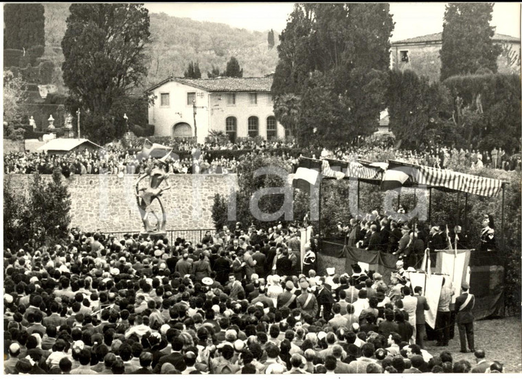 1956 COLLODI Giovanni GRONCHI all'inaugurazione del monumento a Pinocchio *Foto