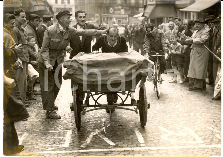 1953 PARIS Course des marchands de quatre-saisons - Vainqueur Georges BANCORS 