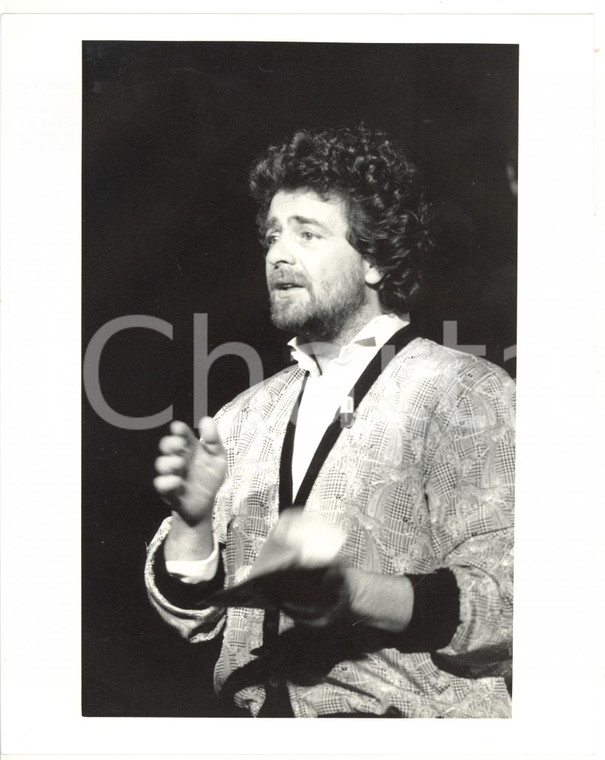 1985 ca (Ristampa 1990) TEATRO Beppe GRILLO si esibisce sul palco (4) *Foto