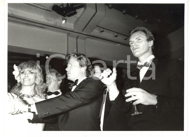 1986 FESTIVAL DI CANNES - CINEMA John SAVAGE con STING a una serata di gala FOTO