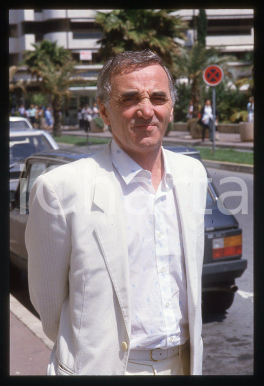 35mm vintage slide* 1990 CANNES Charles AZNAVOUR al Festival del Cinema (13)