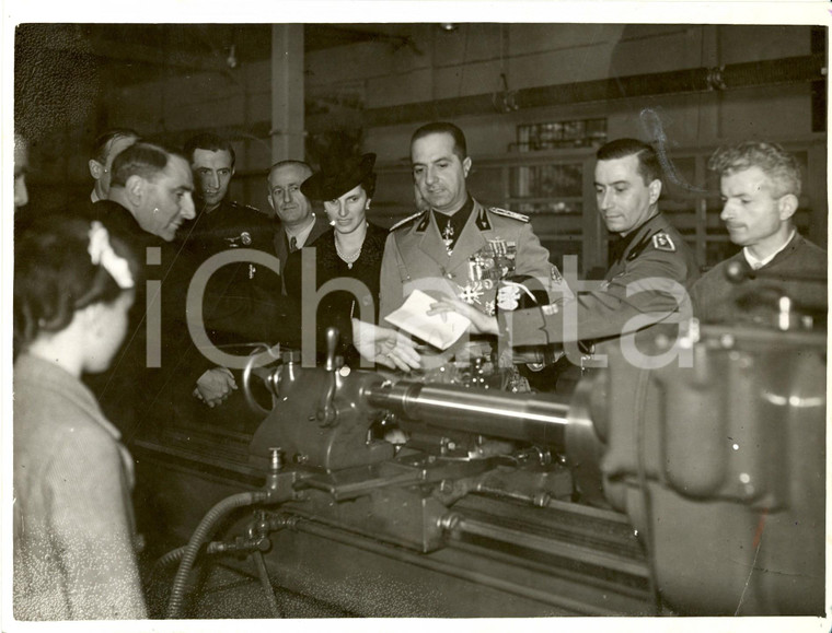 1938 MILANO Giuseppe BOTTAI visita sala delle macchine dell'Istituto FELTRINELLI