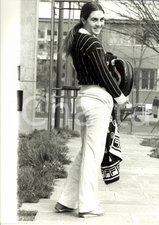 1985 ca TENNIS Sabina SIMMONDS con racchetta dopo allenamenti *Foto 23 x 30 cm