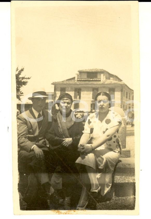 1930 ca MILANO (?) Gen. Umberto UTILI in borghese con la famiglia *Foto 6x10