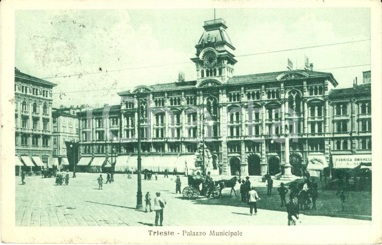 1919 TRIESTE Veduta del Palazzo Municipale *Cartolina ANIMATA con carrozza FP VG