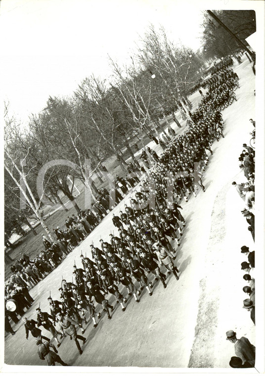 1939 MILANO Sfilata Giovani Fascisti e Avanguardisti al parco *Fotografia
