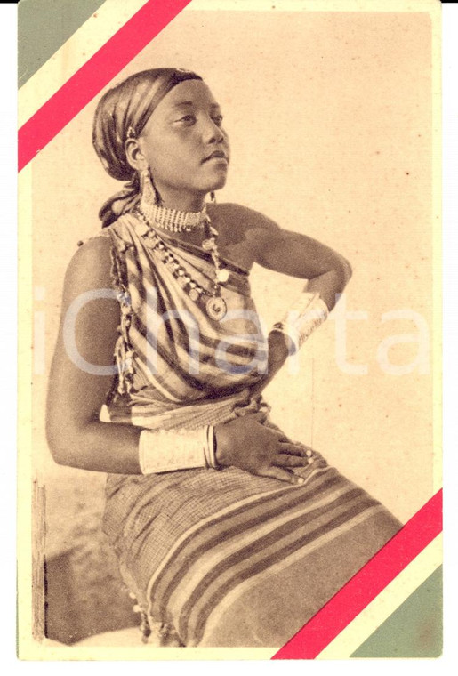 1930 ca AOI Giovane bellezza etiope seduta *Cartolina COLONIALE FP NV