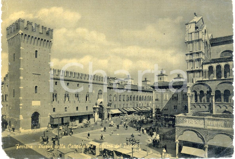 1965 FERRARA Piazza della CATTEDRALE e il Palazzo del PODESTA' *DANNEGGIATA