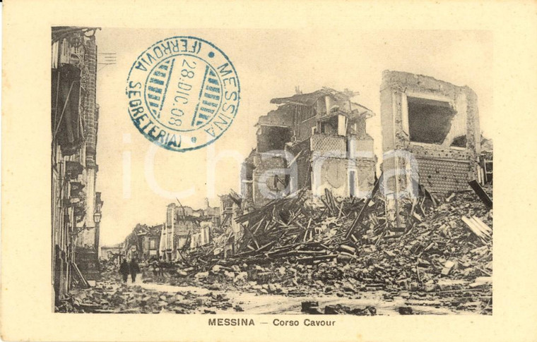 1908 MESSINA Corso CAVOUR devastato dal terremoto *Cartolina FP NV