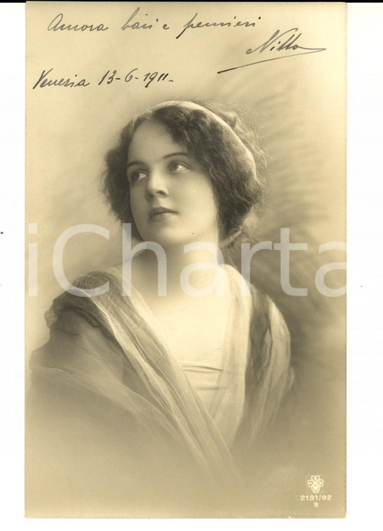 1911 VENEZIA Giovane donna in posa romantica *Cartolina ing. Benedetto BONELLI