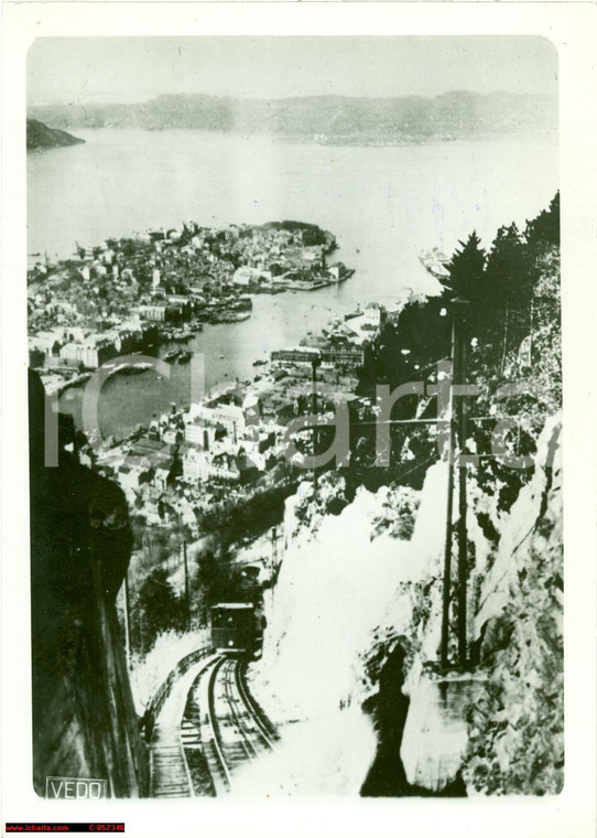 1940 BERGEN NORVEGIA Treno in corsa sui monti del porto