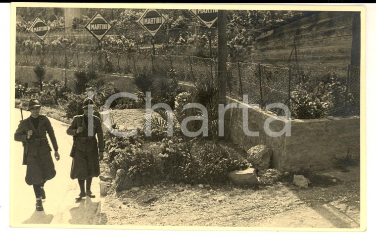 1940 WW2 AREA ITALIANA Artiglieri in perlustrazione - Pubblicità MARTINI *Foto
