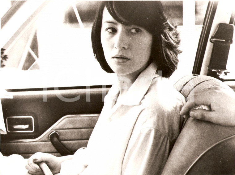 1979 MARTIN ET LEA Isabelle HO Ritratto in automobile *Foto di scena