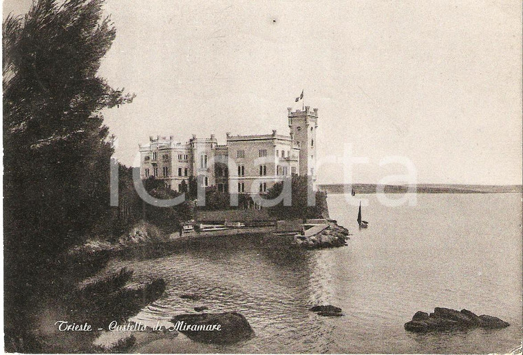 1951 TRIESTE Panorama con Castello di Miramare *Cartolina FG VG