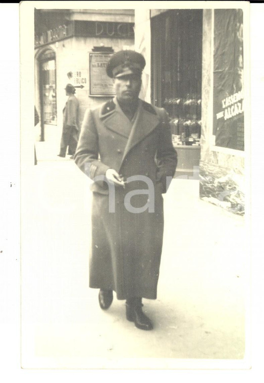 1945 ca PARMA Sosia di MUSSOLINI a passeggio *Foto cartolina CURIOSA
