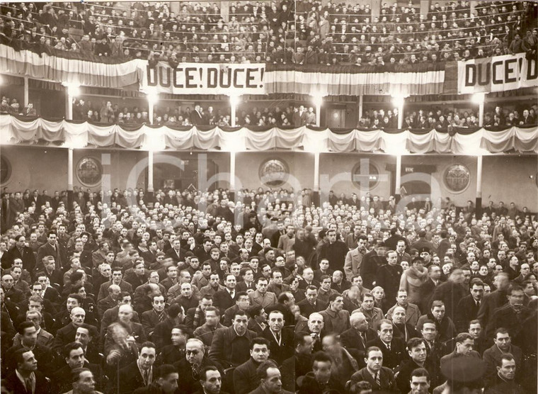 1938 MILANO Raduno operai dell'industria per i cottimi al Teatro DAL VERME *Foto