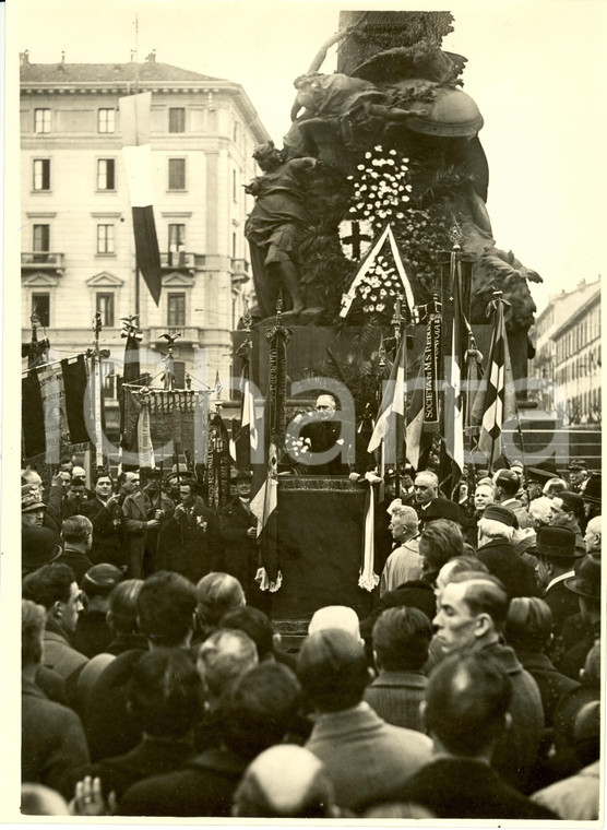 1932 MILANO Gino GOBBI Discorso Monumento CINQUE GIORNATE Porta VITTORIA *Foto