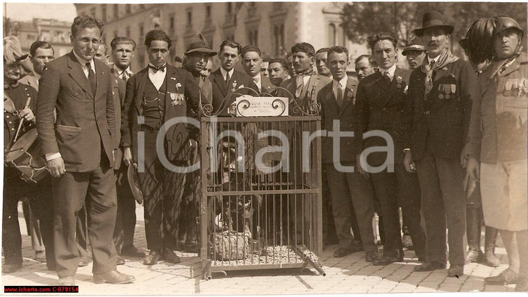 1935 c.ca COMBATTENTI TRENTINI CON AQUILA PER IL DUCE