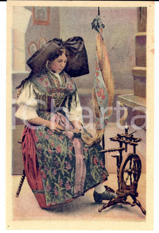 1915 ca COSTUMES ALSACE (France) Femme au rouet FP NV