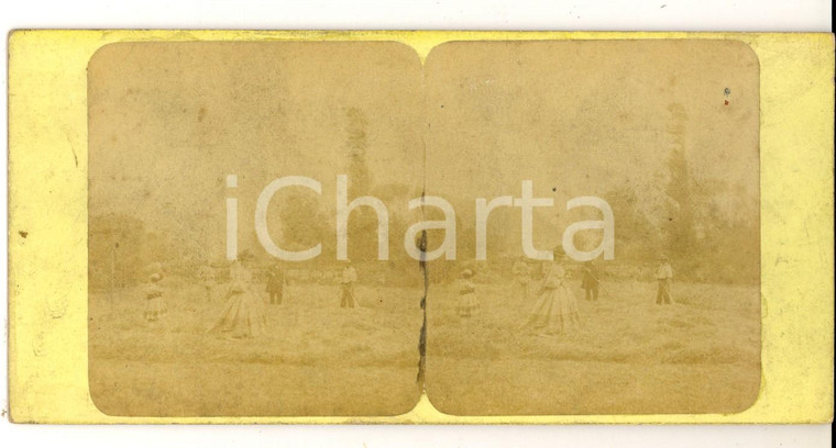 1880 AREA FRANCESE Raccolta del fieno in una tenuta *Foto stereoscopica VINTAGE
