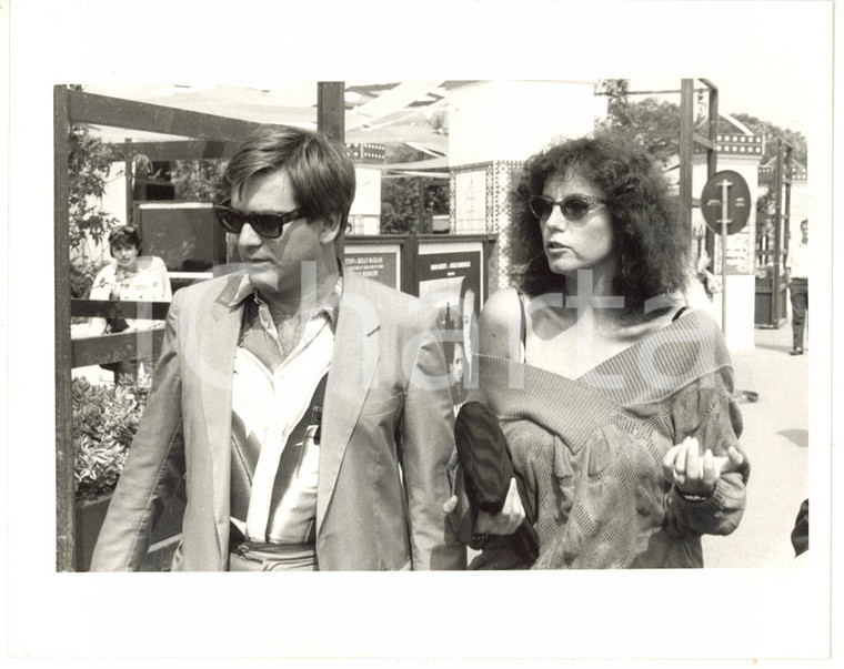 1985 ca VENEZIA Stefania SANDRELLI con il compagno Giovanni SOLDATI *Foto 25x20