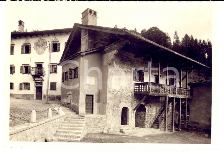 1950 ca PIEVE DI CADORE (BL) Veduta con casa di TIZIANO *Cartolina FG NV