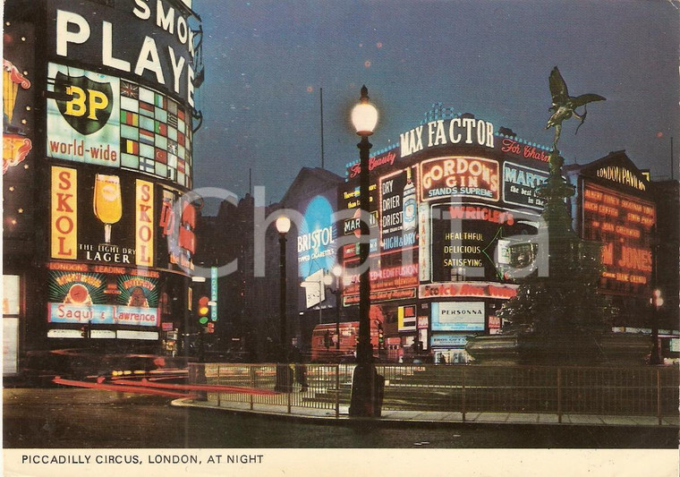 1975 ca LONDON Piccadilly Circus - Insegna MAX FACTOR Gordon's Gin *Cartolina FG