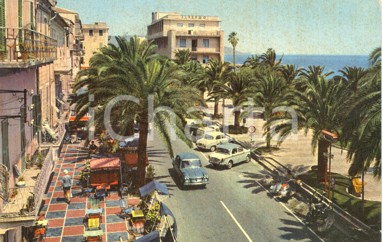 1960 ca LOANO (SV) Corso ROMA e passeggiata a mare *Cartolina VINTAGE FG VG