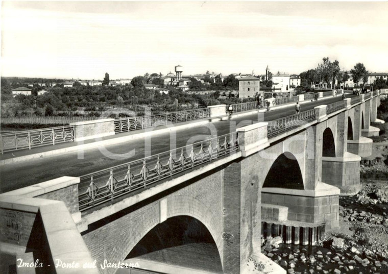 1950 ca IMOLA (BO) Passanti sul PONTE SUL SANTERNO *Cartolina postale FG NV