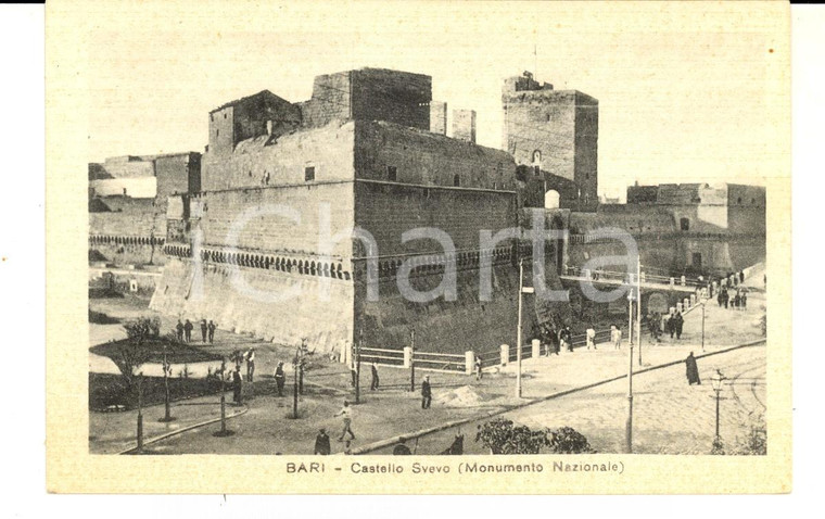 1930 ca BARI Castello Svevo (Monumento Nazionale) *Cartolina ANIMATA FP NV