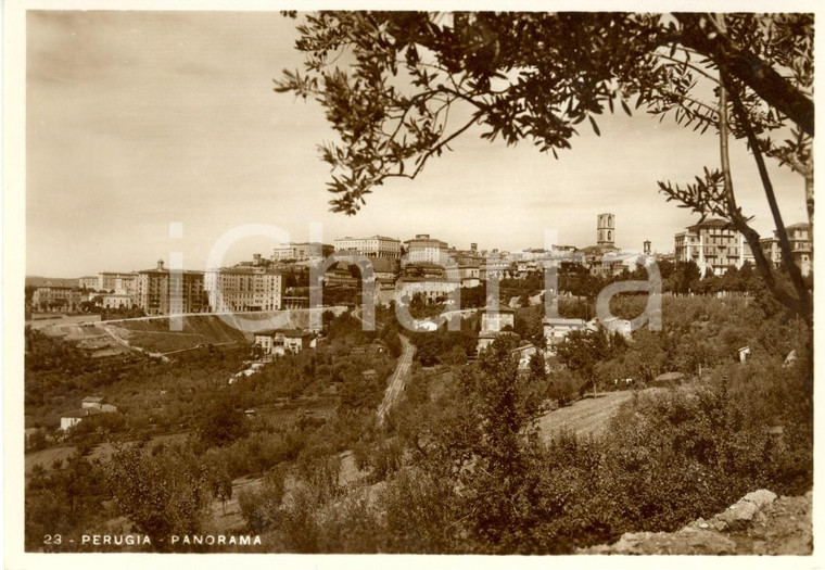 1940 ca PERUGIA Panorama della città e dei dintorni *Cartolina FG NV