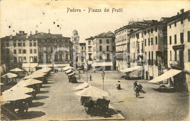 1921 PADOVA Veduta di Piazza dei FRUTTI *Cartolina postale ANIMATA FP VG