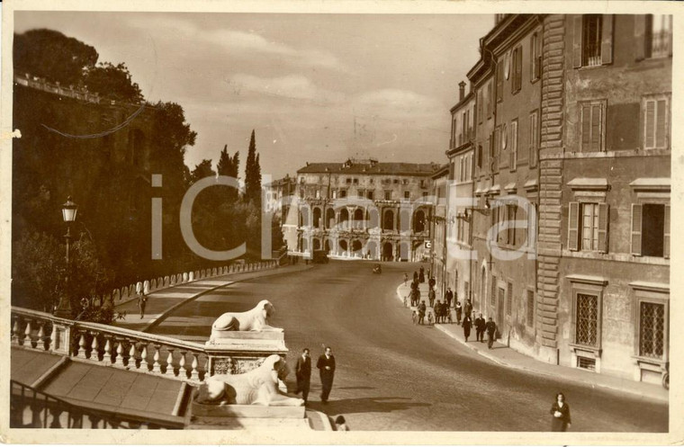 1950 ROMA Veduta di Via del MARE con passanti *Cartolina postale FP VG
