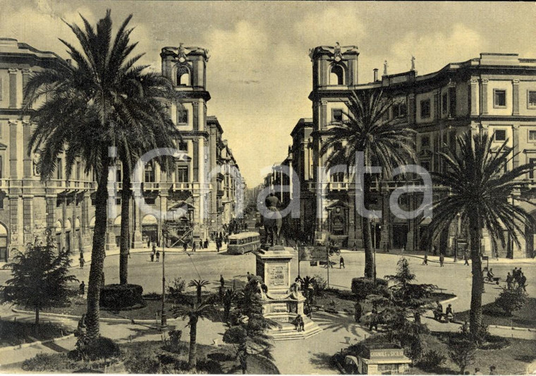 1952 PALERMO Piazza GIULIO CESARE e Via ROMA *Cartolina ANIMATA con corriera VG