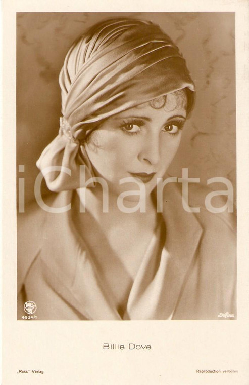 1930 ca CINEMA Attrice Billie DOVE Ritratto con foulard *Cartolina FP NV