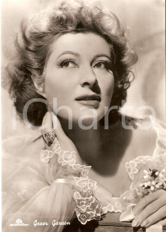 1955 ca CINEMA Actress Greer GARSON Portrait with ring *Cartolina FG NV