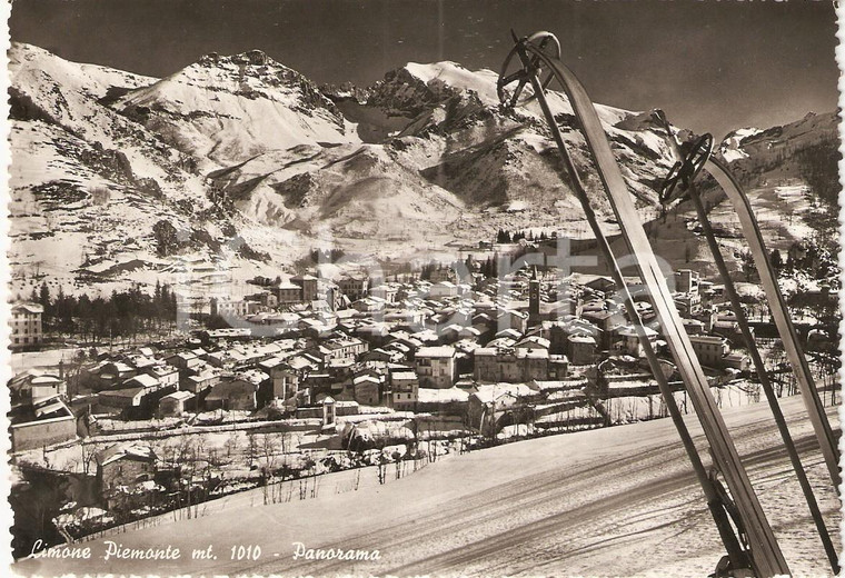1955 ca LIMONE PIEMONTE (CN) Panorama con sci e racchetta *Cartolina FG NV