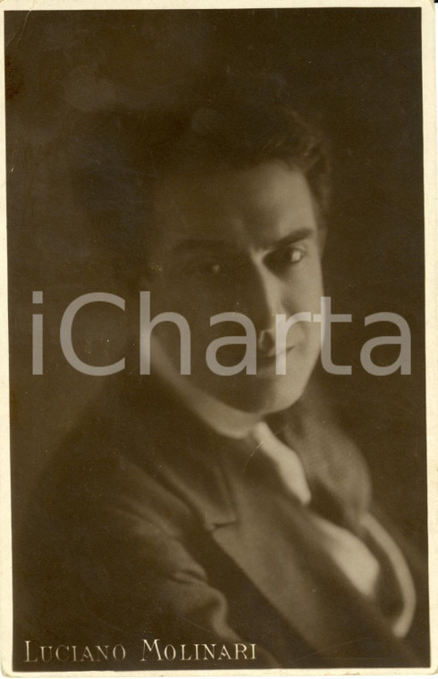 1943 Ritratto fotografico dell'attore LUCIANO MOLINARI *Cartolina FP NV