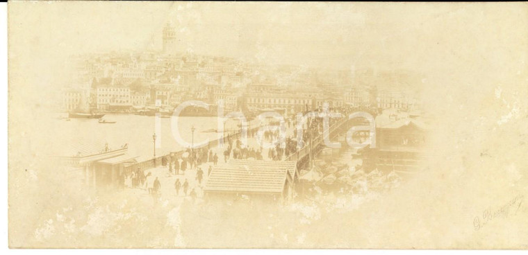 1900 ca ISTANBUL (TURKEY) Veduta con il ponte KARAKOY Foto BERGGREN DANNEGGIATA