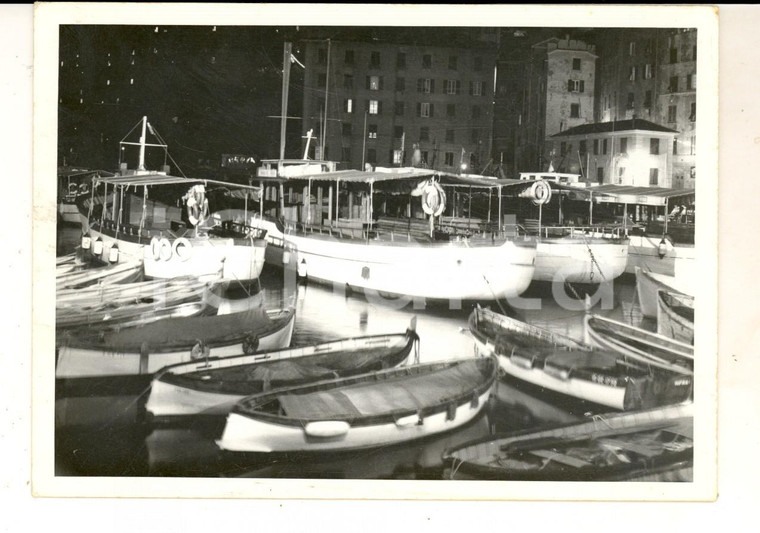 1950 ca CAMOGLI (GE) Veduta notturna del porticciolo con barche attraccate *Foto