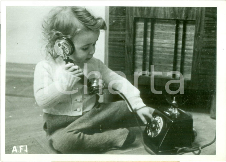 1940 VENEZIA Bambino telefona alla nonna per NATALE *Fotografia