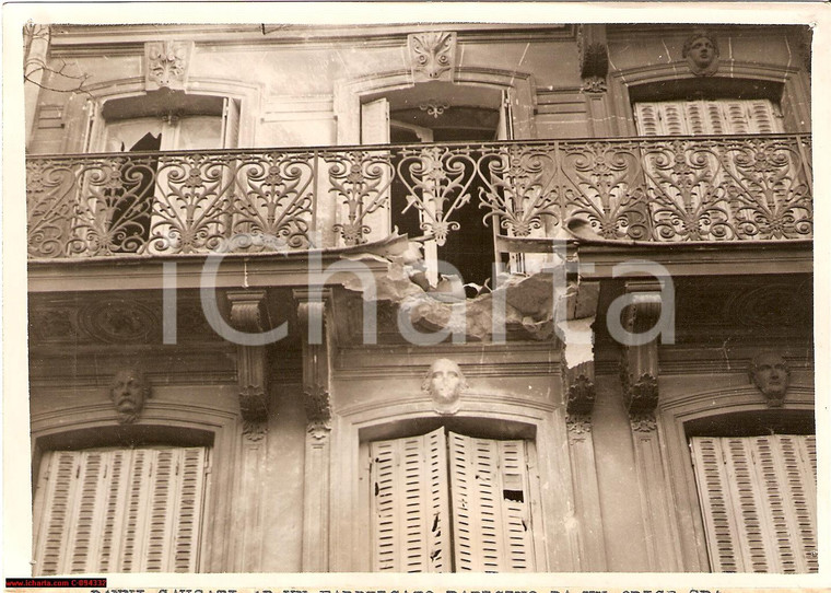 1940 WW2 Paris, danni da contraerea a un balcone PHOTO