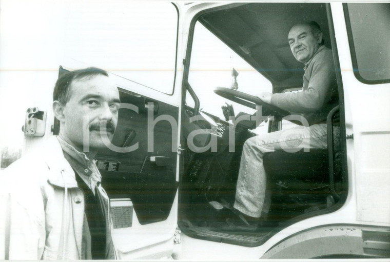 1991 BAUME-LES-DAMES (FRANCE) Autista di camion dei Transports Bonfils Foto