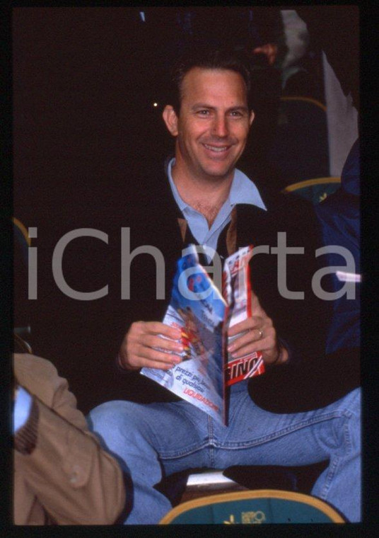 Kevin COSTNER - MILANO 1993 - Ritratto *35 mm vintage slide (4)