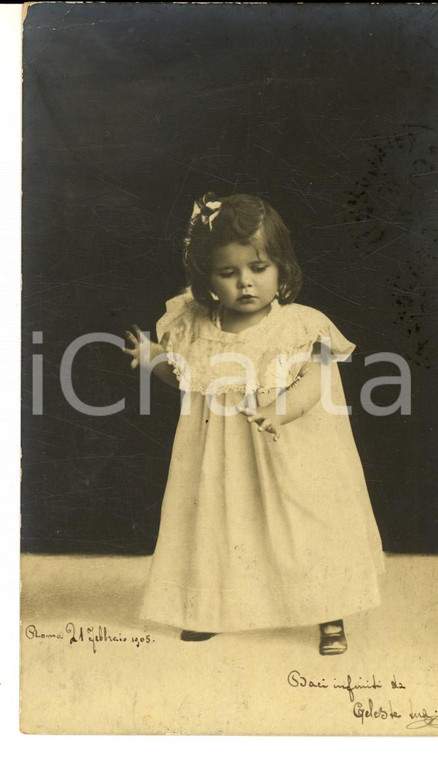 1905 COSTUMI Ritratto di bambina in abito bianco Cartolina postale VINTAGE FP VG